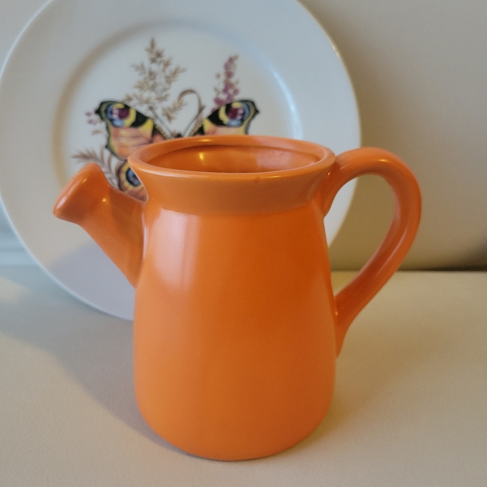 Vintage Orange Ceramic Pottery Vase Shaped Like Watering Can ~ Cute & Cheery - Picture 7 of 16